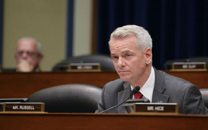 Rep. Steve Russell, Rep. Chris Smith, Arina Grossu